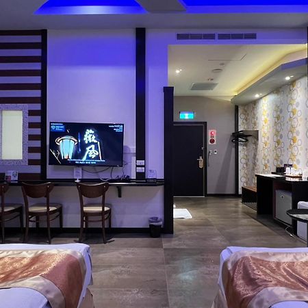 Wei Feng Exquisite Motel Pintung Branch Pingtung Extérieur photo