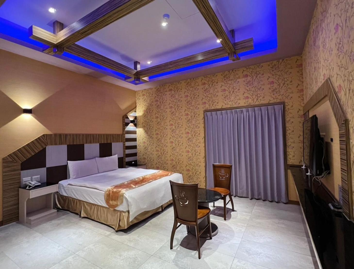 Wei Feng Exquisite Motel Pintung Branch Pingtung Extérieur photo