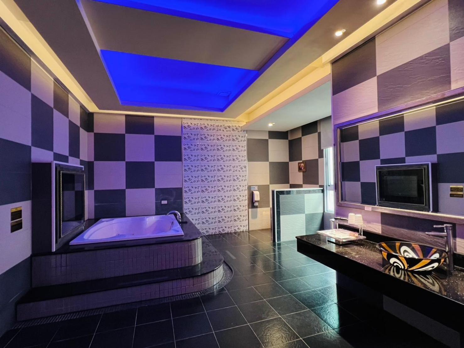 Wei Feng Exquisite Motel Pintung Branch Pingtung Extérieur photo